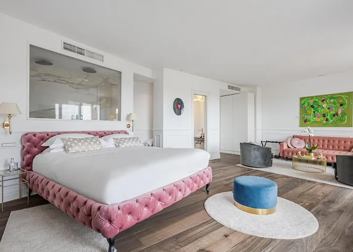 Отель Monastero Dei Santi Рим