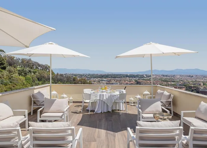 Отель Monastero Dei Santi Рим