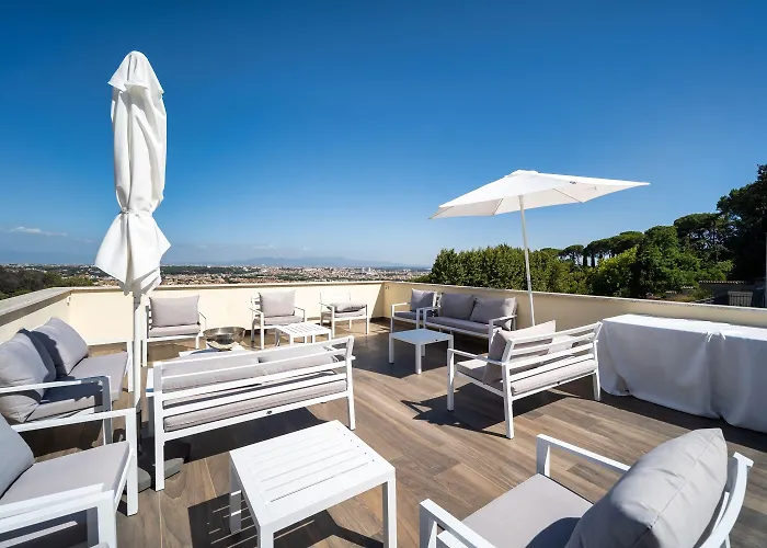 Отель Monastero Dei Santi Рим