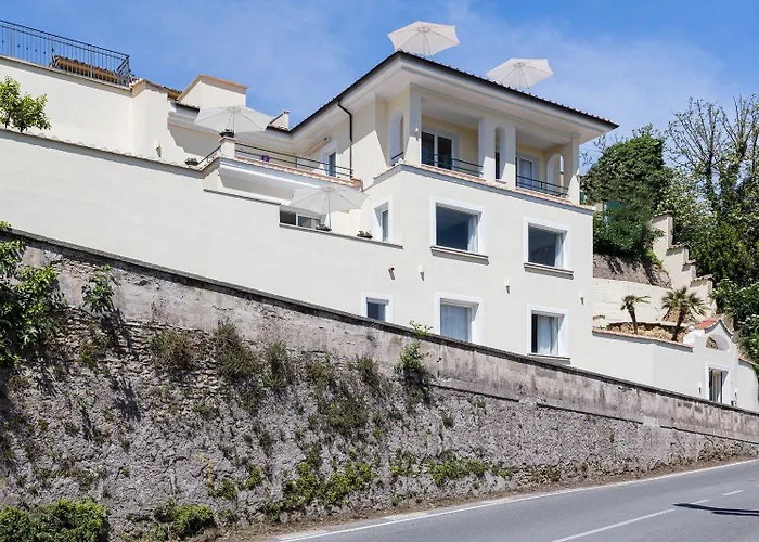 Отель Monastero Dei Santi Рим