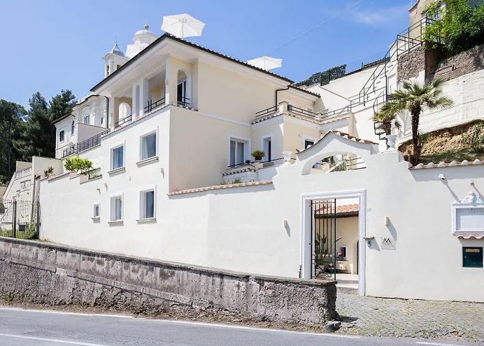 Отель Monastero Dei Santi 5*