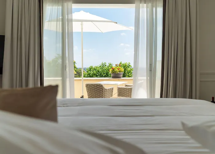 Monastero Dei Santi 5* Рим