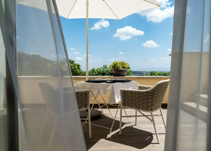 Отель Monastero Dei Santi